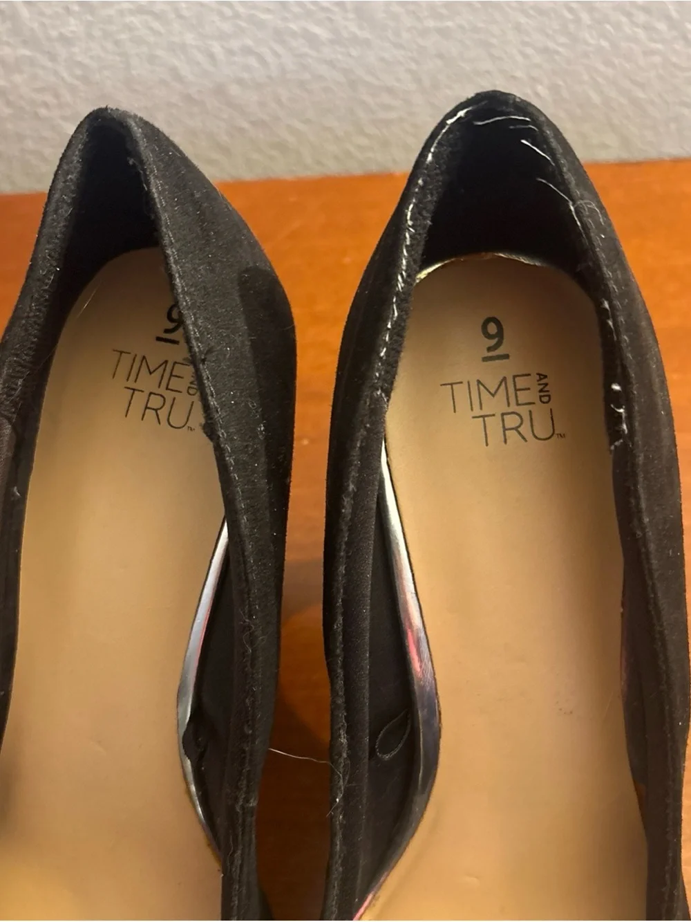 Time and Tru Black Suede Pointed Toe Pumps